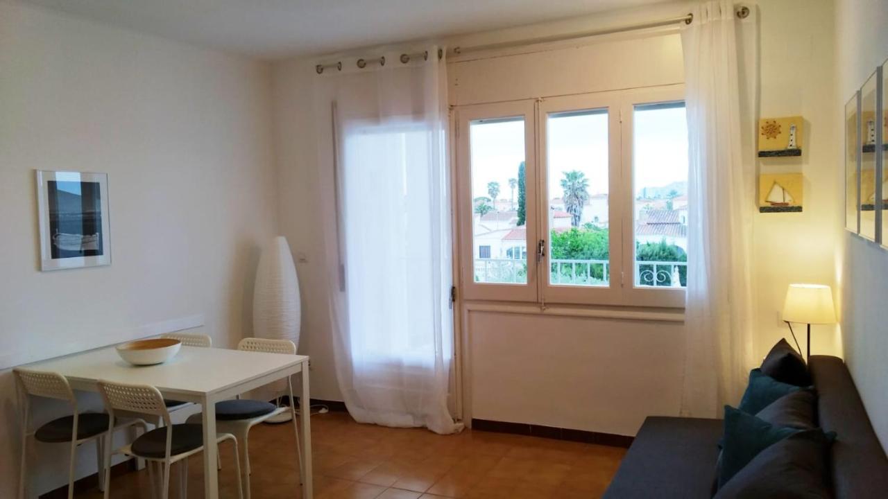 Apartament Amb Piscina Empuriabrava Eksteriør billede