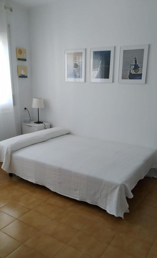 Apartament Amb Piscina Empuriabrava Eksteriør billede